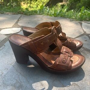 BORN Leather Heeled Sandals - Women’s size 9
